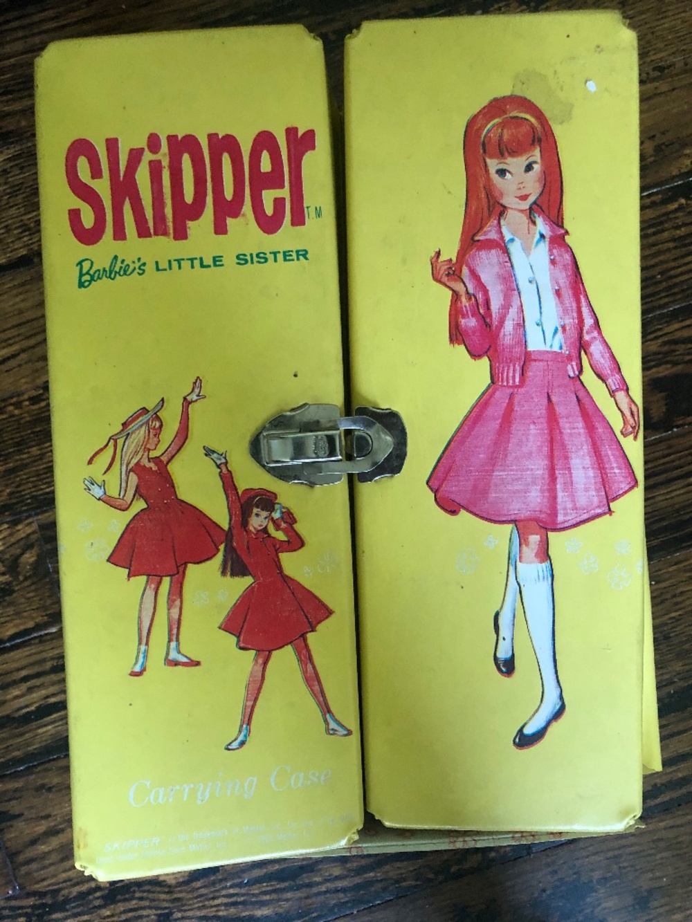 Vintage Barbie trunk Skipper